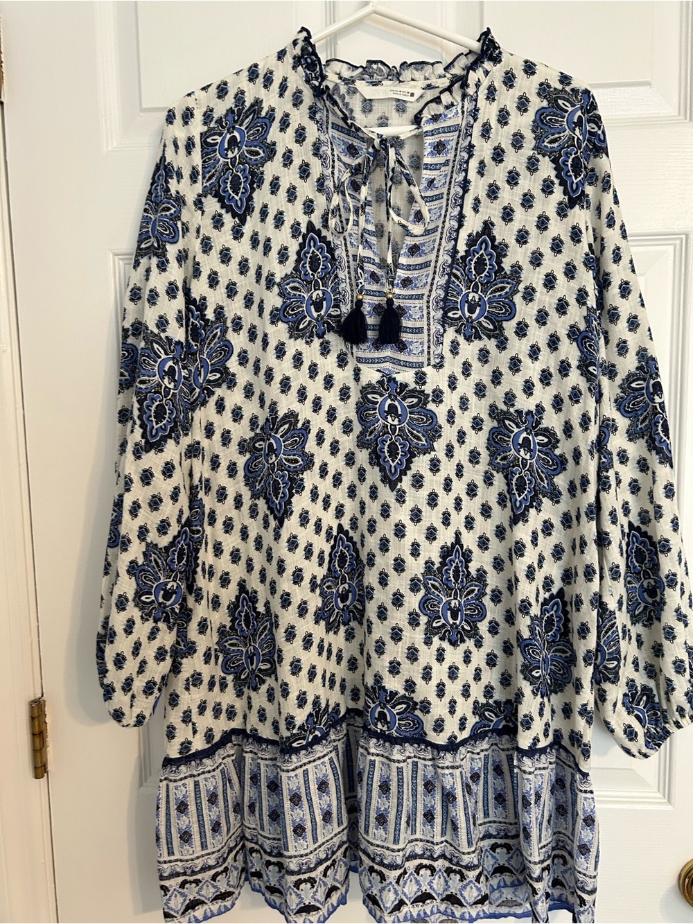 Zara Blue & White Floral Peasant Tunic with Tassel Tie Sz M